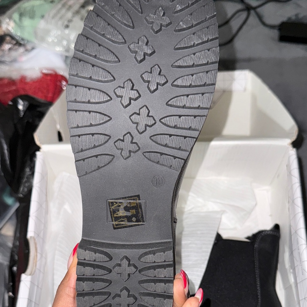 Call It Spring Black Men's Ankle Boots - Picture 3 of 3
